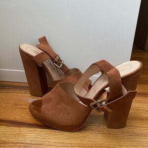 Kenneth Cole Black Label Suede Strappy Heeled Sandals | Cognac Brown | Size 7.5